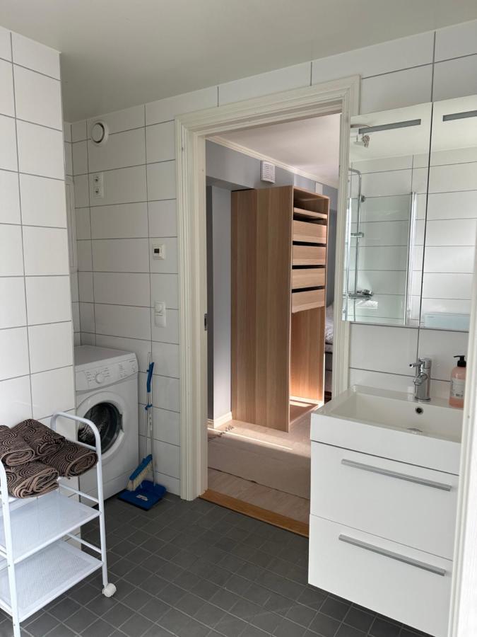 Cosy 2-Rooms Apartment In The City Center Tromso Bagian luar foto